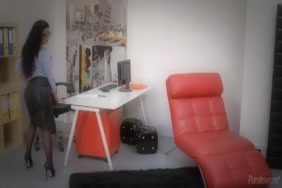 تنزيل فيديو سكس خاص بالجوال