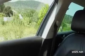 رضاعه حيوان سكس