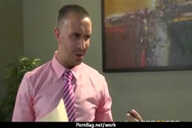 خلع ملابس في العلن سكس فيديو xnxx