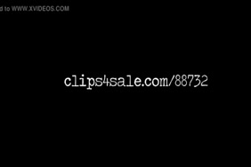 ليلى علوي في فلم اباحي