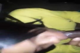 سكس مص الحلمات بعنف