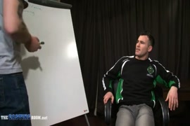أمرأة ترضع زب الحصان