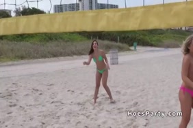 عاوز موقع سكس وتنزيل منه مجانى