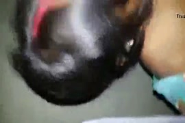 صور رجل يمص ويرضع ويدلك ثدي زوجته